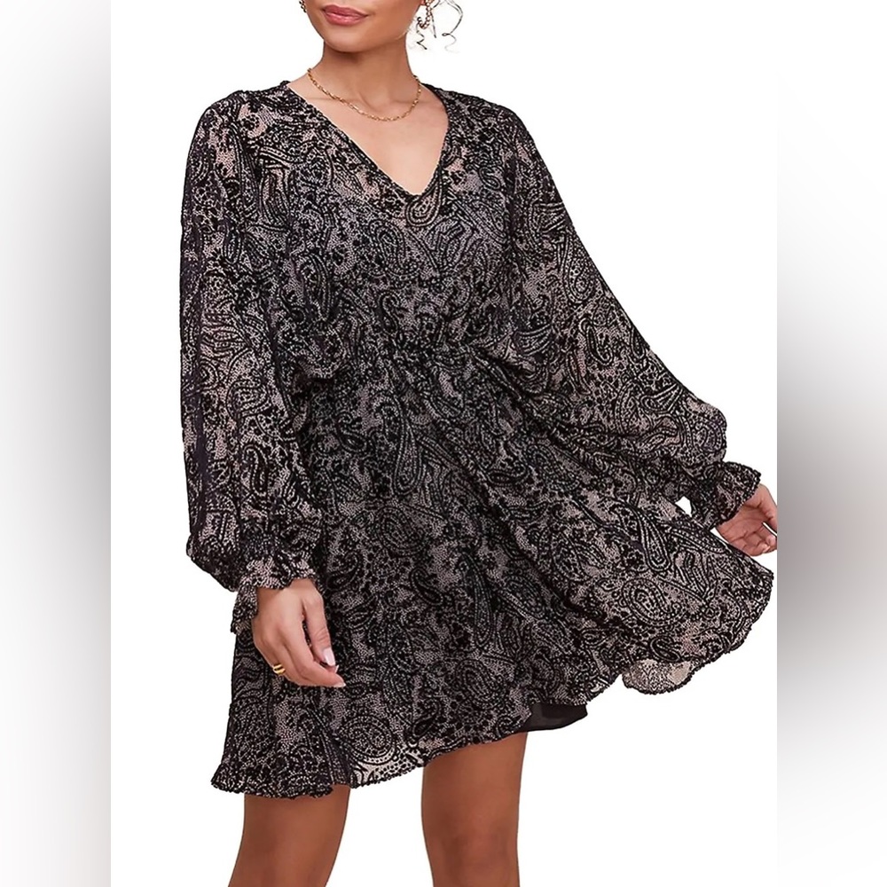 ASTR the label 
Cheyenne Paisley Fit-&-Flare Dress